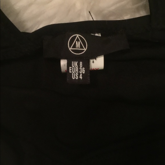 Missguided Black Deep Plunge Neck Swimsuit - Picture 6 of 6